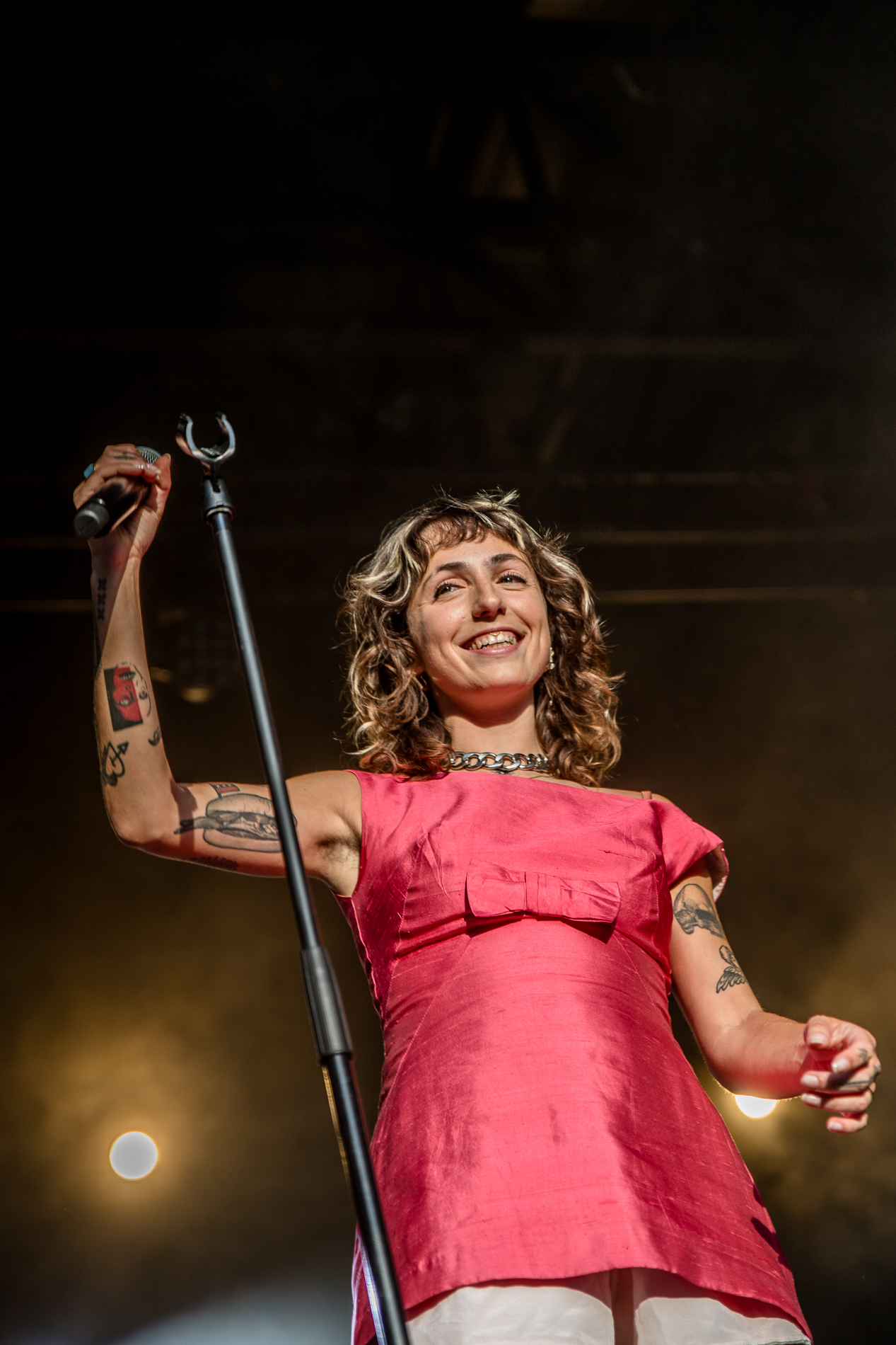 Sophie Straat @ Beleuvenissen, picture 4, photographed by Jürgen Bruynooghe - FrontView Magazine