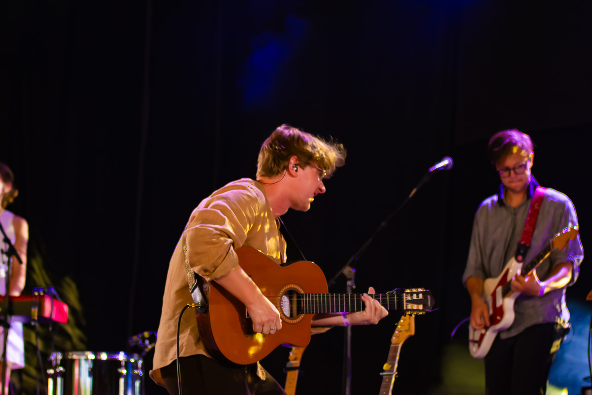 Isaac Roux @ Rock Zottegem Dag 2, picture 10, photographed by Luc Klinckaert - FrontView Magazine