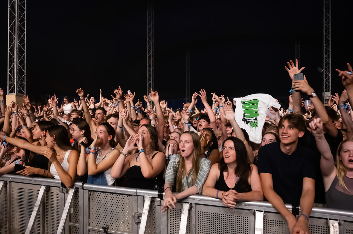 Zwangere Guy @ Rock Zottegem Dag 2, picture 8, photographed by Luc Klinckaert - FrontView Magazine
