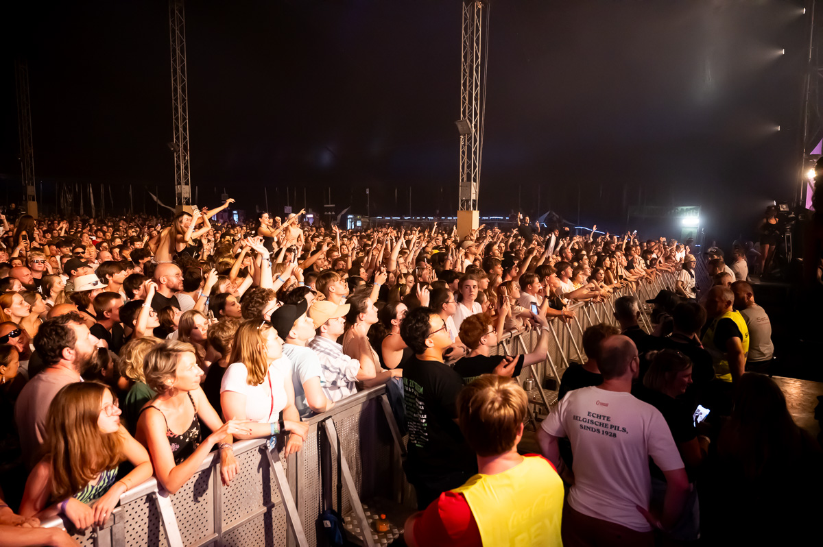 Zwangere Guy @ Rock Zottegem Dag 2, picture 9, photographed by Luc Klinckaert - FrontView Magazine