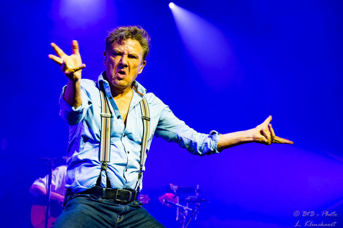 Bart Peeters @ Rock Zottegem Dag 3, picture 7, photographed by Luc Klinckaert - FrontView Magazine