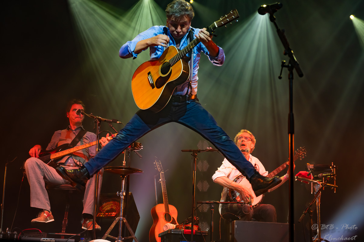 Bart Peeters @ Rock Zottegem Dag 3, picture 12, photographed by Luc Klinckaert - FrontView Magazine