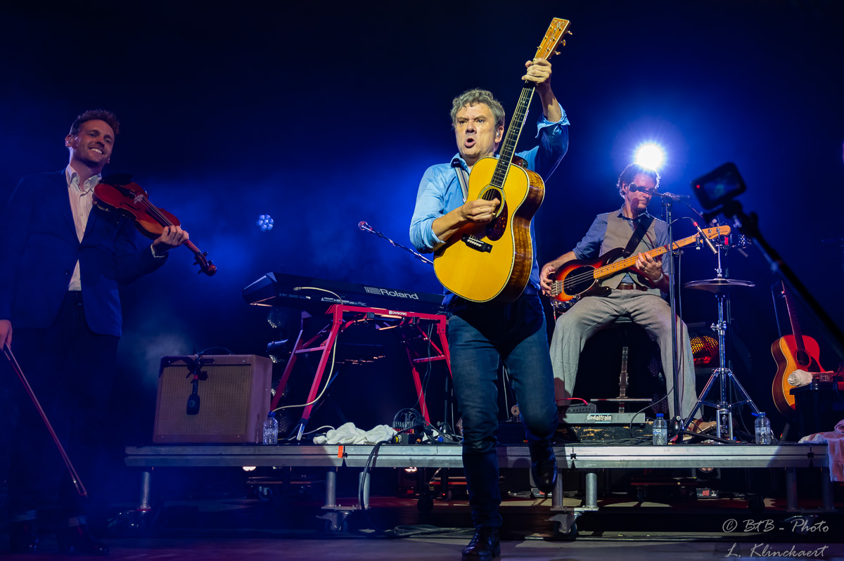 Bart Peeters @ Rock Zottegem Dag 3, picture 33, photographed by Luc Klinckaert - FrontView Magazine
