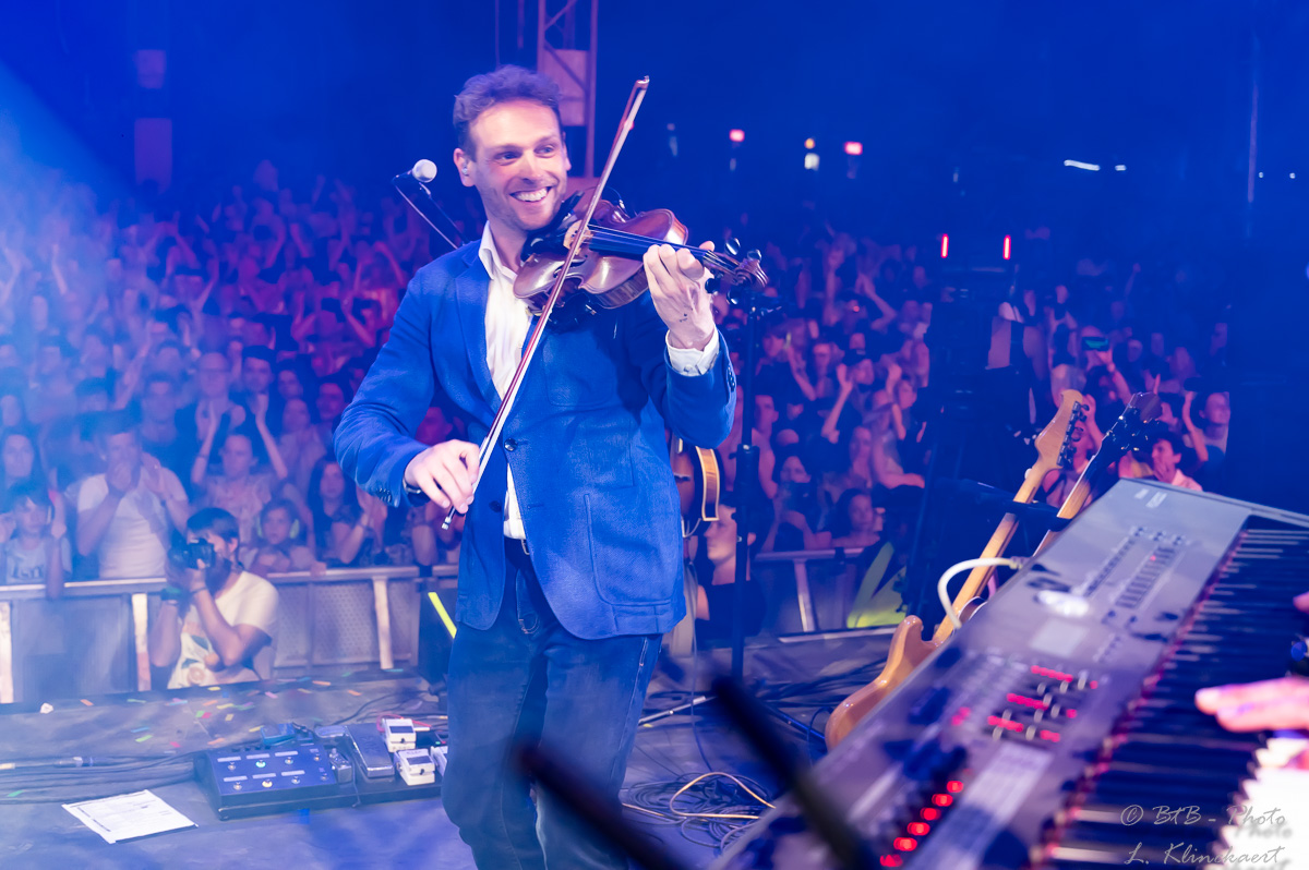 Bart Peeters @ Rock Zottegem Dag 3, picture 35, photographed by Luc Klinckaert - FrontView Magazine