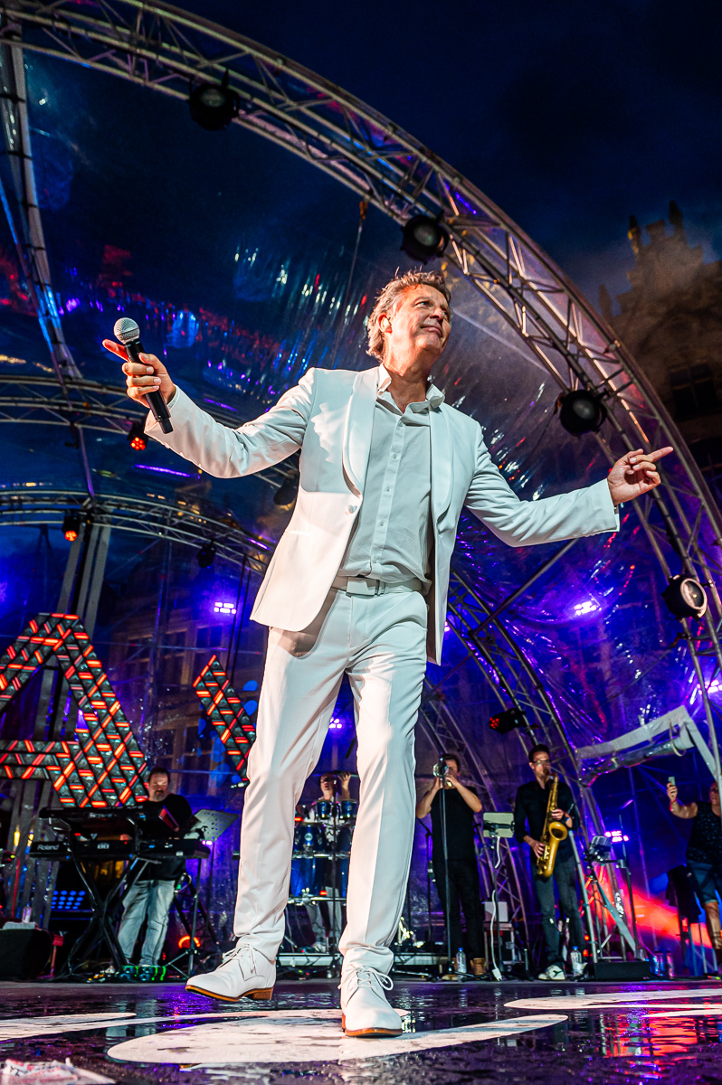 De Romeo's @ Vlaanderen Feest - Antwerpen, picture 10, photographed by Dimitri Vanlommel - FrontView Magazine