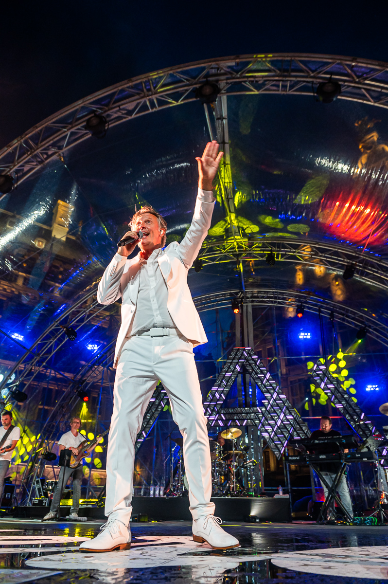 De Romeo's @ Vlaanderen Feest - Antwerpen, picture 12, photographed by Dimitri Vanlommel - FrontView Magazine
