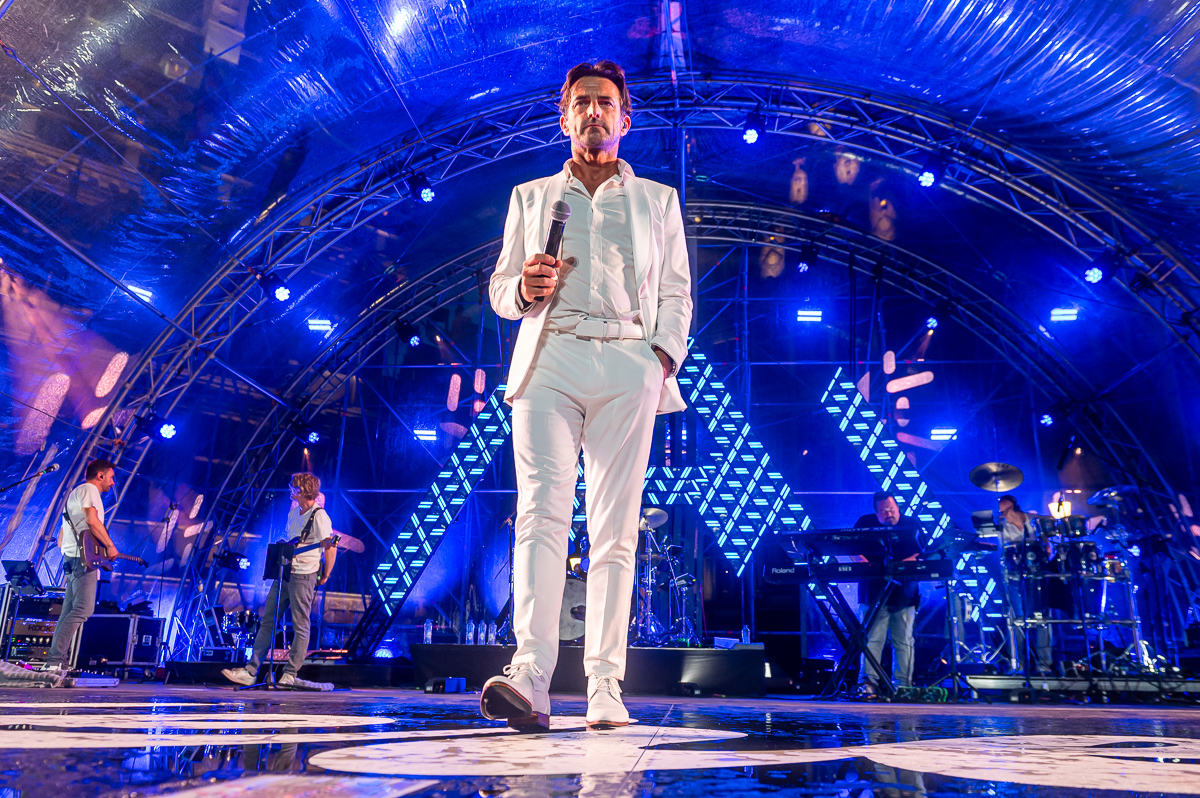 De Romeo's @ Vlaanderen Feest - Antwerpen, picture 14, photographed by Dimitri Vanlommel - FrontView Magazine