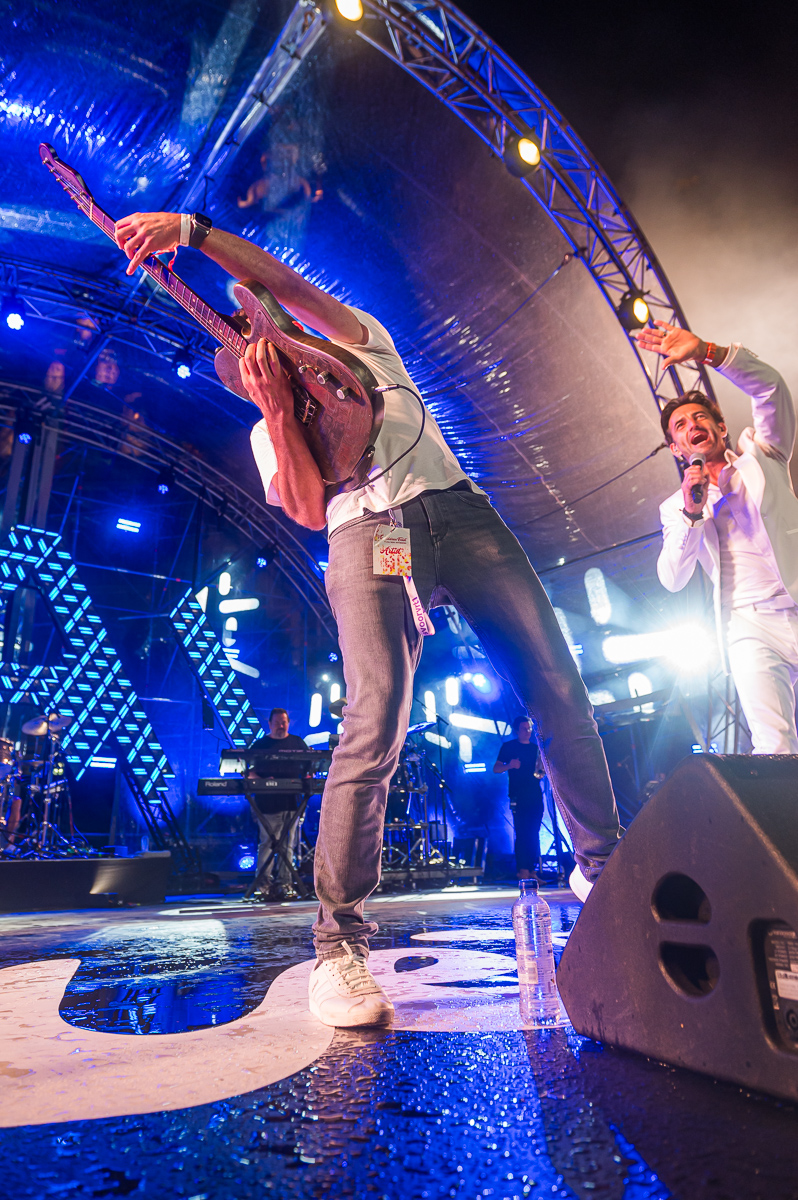 De Romeo's @ Vlaanderen Feest - Antwerpen, picture 16, photographed by Dimitri Vanlommel - FrontView Magazine