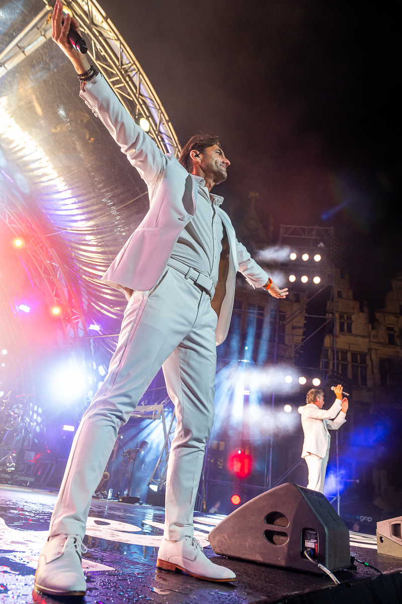 De Romeo's @ Vlaanderen Feest - Antwerpen, picture 27, photographed by Dimitri Vanlommel - FrontView Magazine
