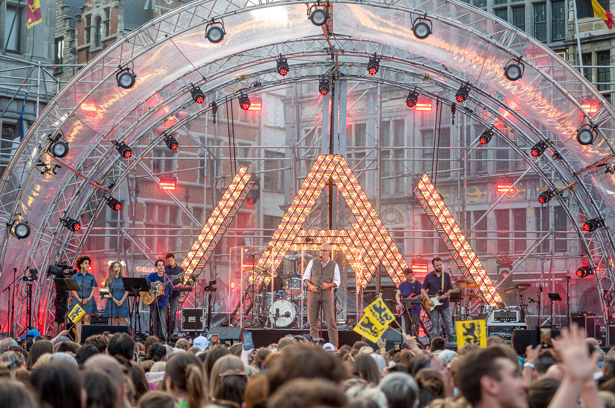 Vlaanderen Feest 2023 @ Grote Markt Antwerpen, foto 16, foto's door Dimitri Vanlommel - FrontView Magazine
