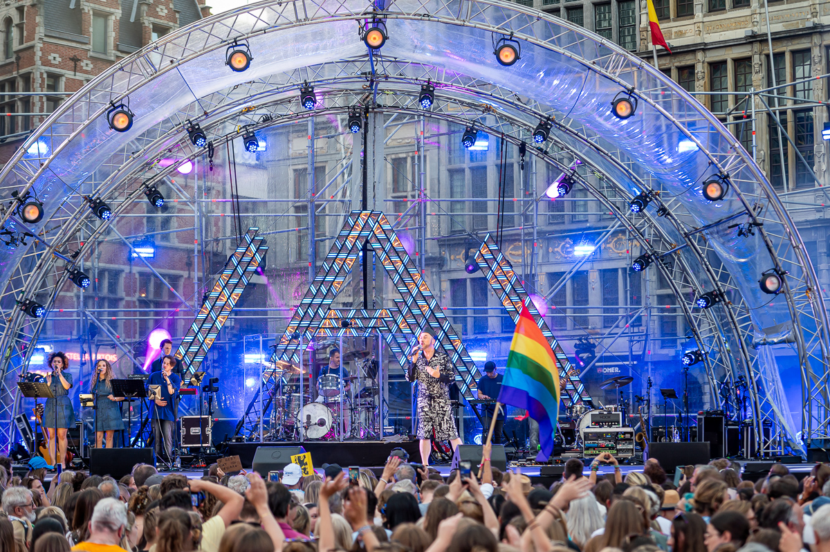 Vlaanderen Feest 2023 @ Grote Markt Antwerpen, foto 44, foto's door Dimitri Vanlommel - FrontView Magazine