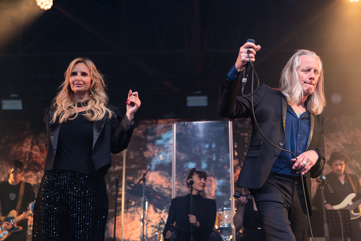 Guy Swinnen & The Ladies 2.0 @ OLT Rivierenhof, picture 1, photographed by Marc Verdonck - FrontView Magazine
