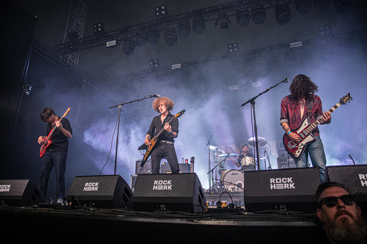 Hideous @ Rock Herk, picture 17, photographed by Leen Verlinden - FrontView Magazine