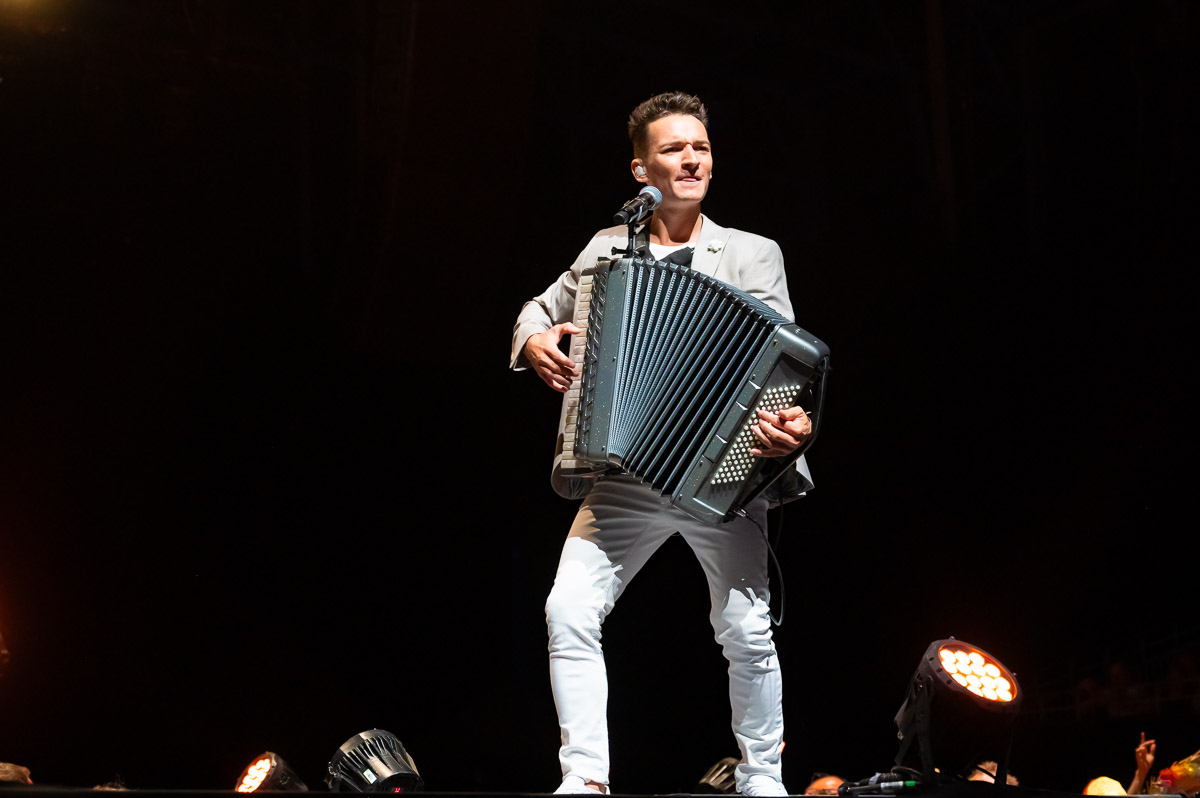Schlagerfestival @ Proximus Pop Up Arena, picture 1, photographed by Luc Klinckaert - FrontView Magazine