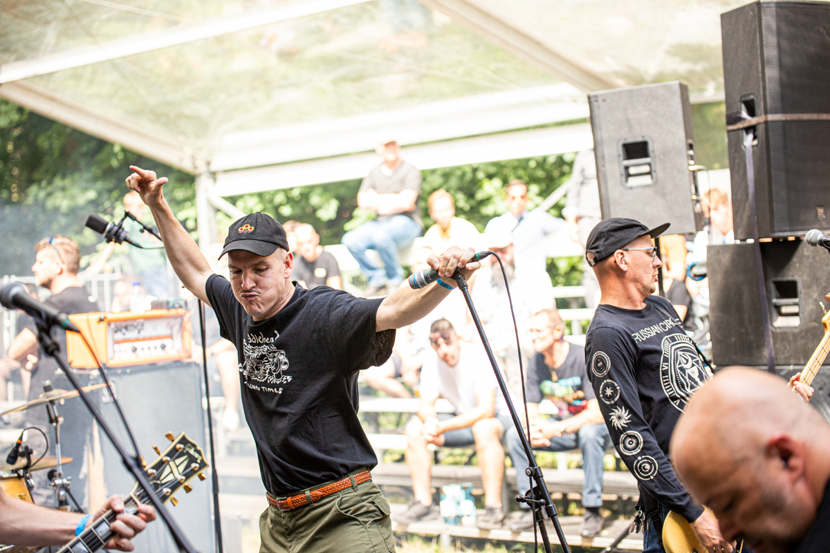 Wrong Man @ Rock Herk, picture 7, photographed by Leen Verlinden - FrontView Magazine