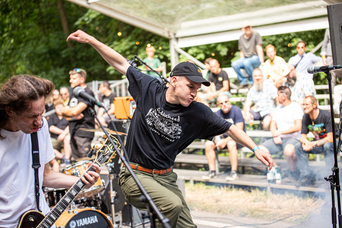 Wrong Man @ Rock Herk, picture 12, photographed by Leen Verlinden - FrontView Magazine