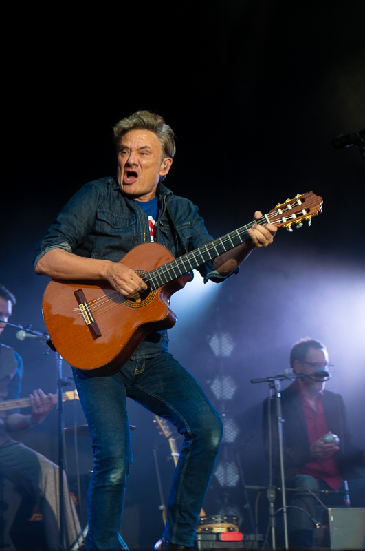 Bert Peeters @ Herentals Feest, picture 4, photographed by Gert Daemen - FrontView Magazine