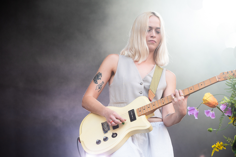 Pommelien Thijs @ Herentals Feest, picture 12, photographed by Gert Daemen - FrontView Magazine