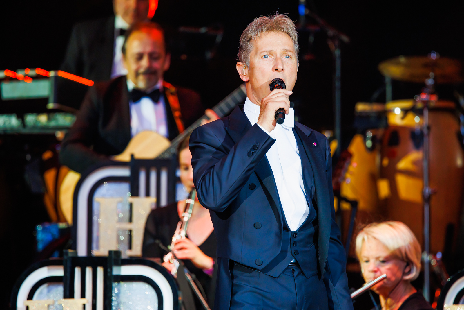 Helmut Lotti Goes Classic Live in Kasteel Van Horst, picture 22, photographed by Paul Jongeneelen - FrontView Magazine