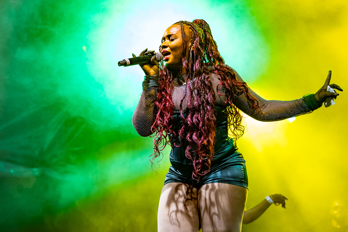 YEMI ALADE @ Sfinks Mixed 2023, picture 28, photographed by Marc Verdonck - FrontView Magazine