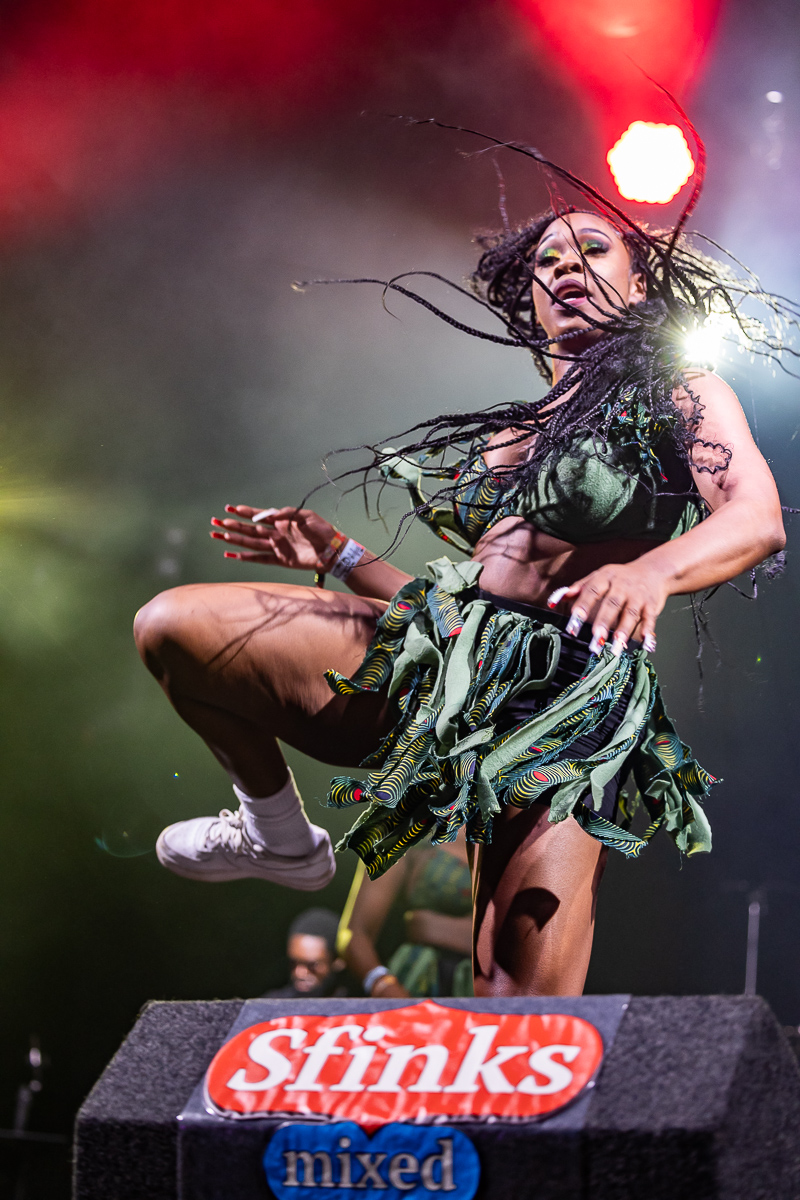 YEMI ALADE @ Sfinks Mixed 2023, picture 32, photographed by Marc Verdonck - FrontView Magazine