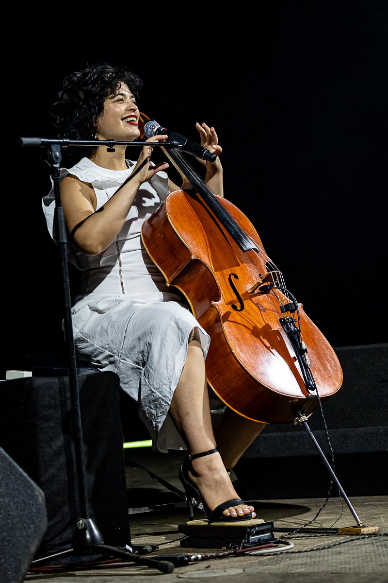 Ana Carla Maza @ Sfinks Mixed 2023, picture 5, photographed by Marc Verdonck - FrontView Magazine