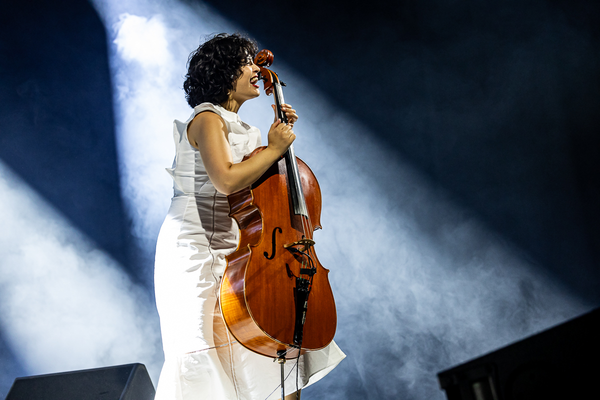 Ana Carla Maza @ Sfinks Mixed 2023, picture 7, photographed by Marc Verdonck - FrontView Magazine