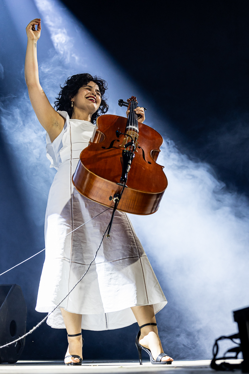Ana Carla Maza @ Sfinks Mixed 2023, picture 11, photographed by Marc Verdonck - FrontView Magazine