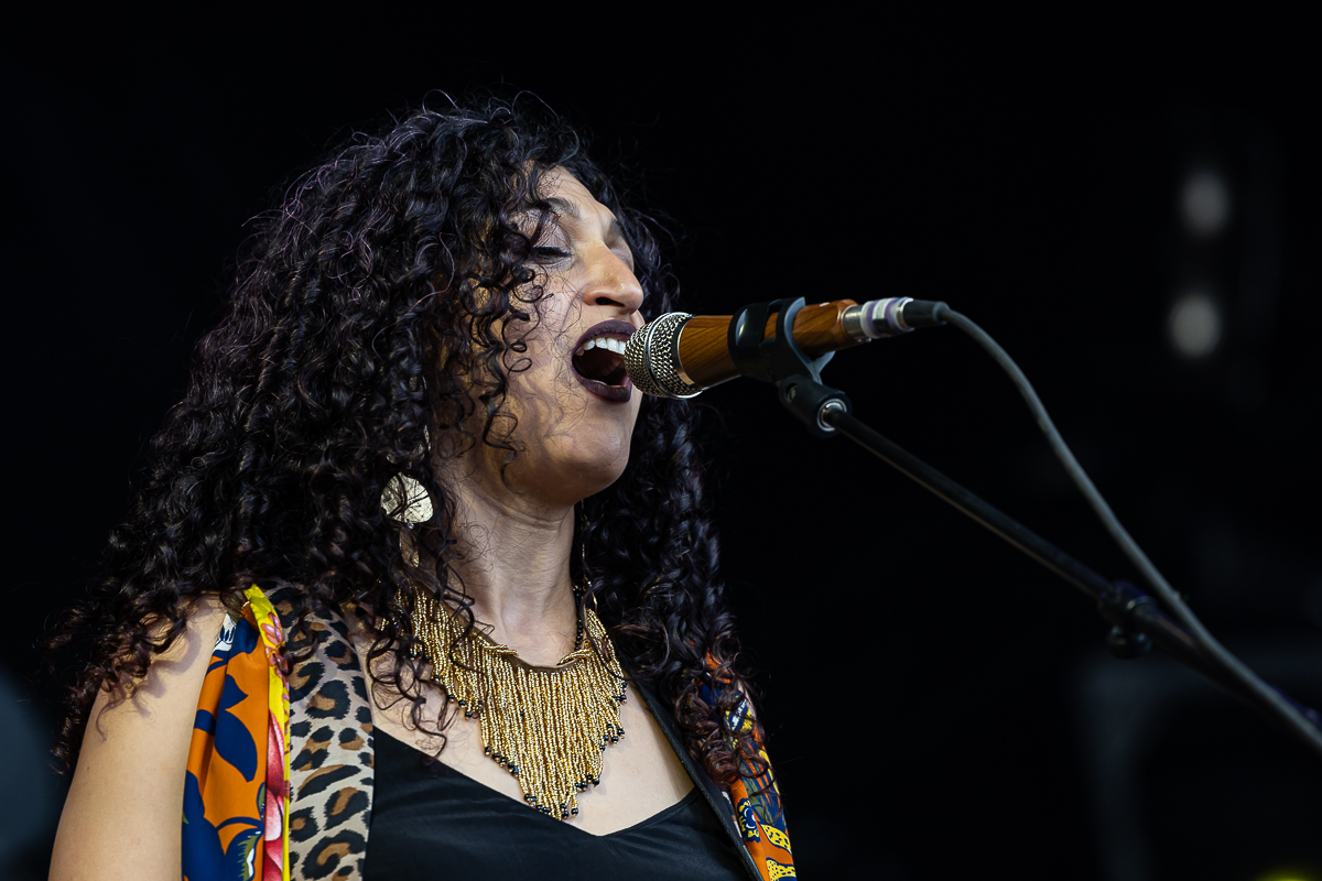 Bab L’ Bluz @ Sfinks Mixed 2023, picture 13, photographed by Marc Verdonck - FrontView Magazine