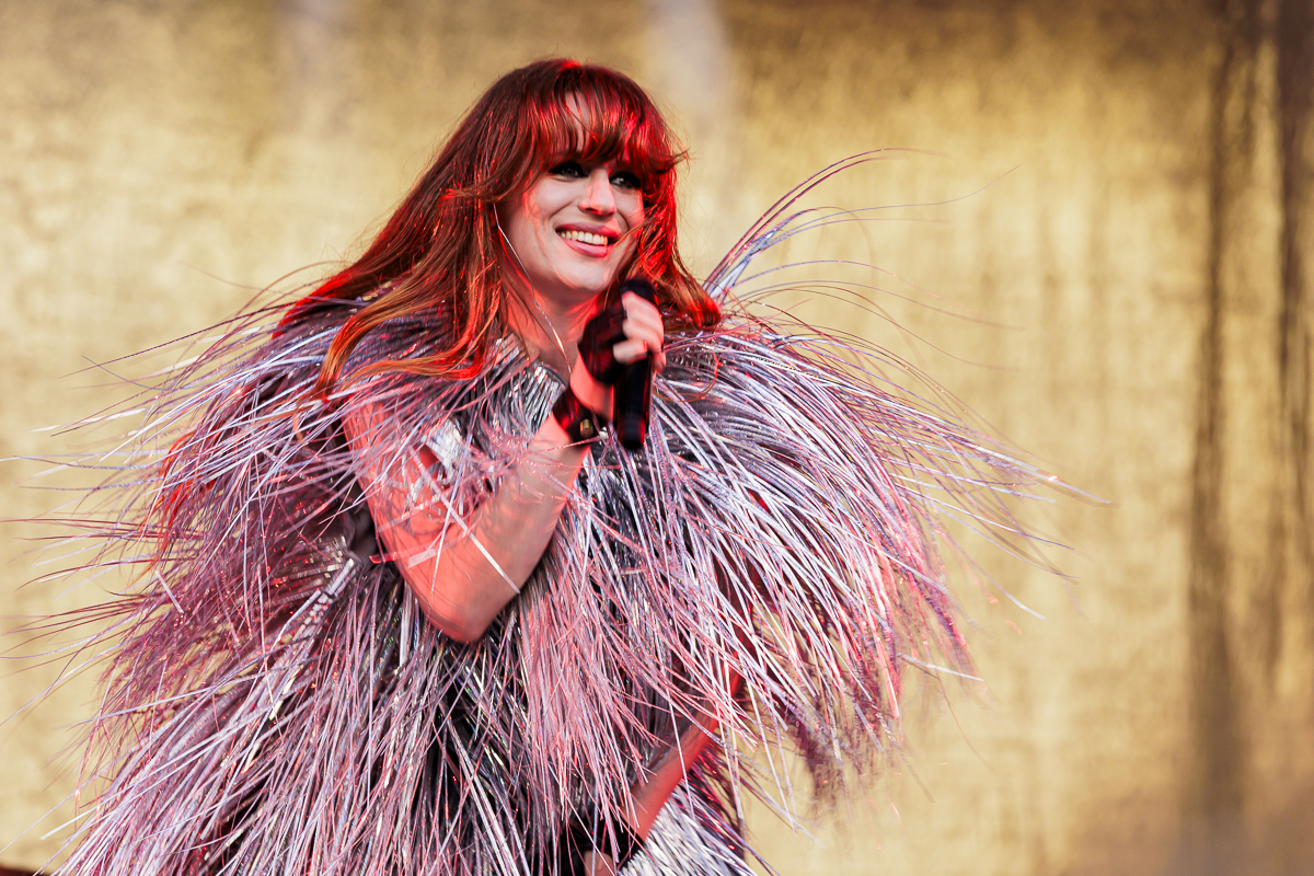 Merol @ Lokerse Feesten, picture 6, photographed by Peter Smet - FrontView Magazine