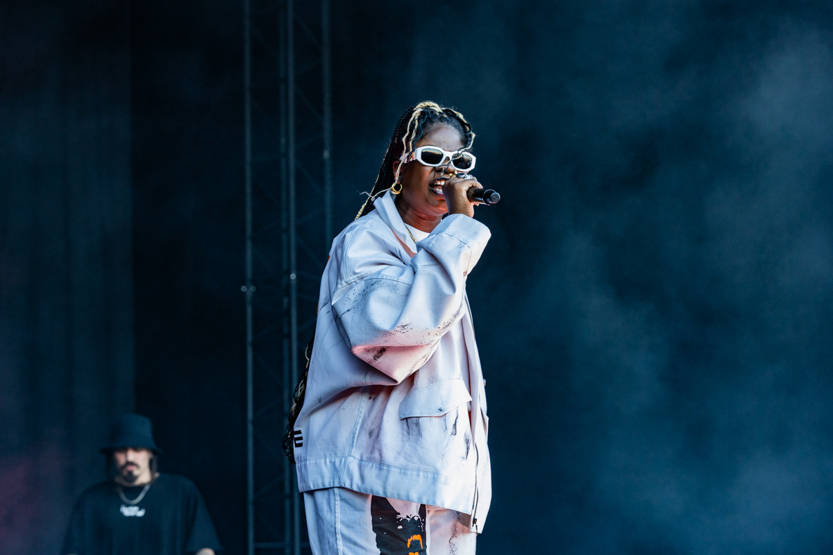 Coely @ Suikerrock, picture 3, photographed by Sven Vandervoort - FrontView Magazine