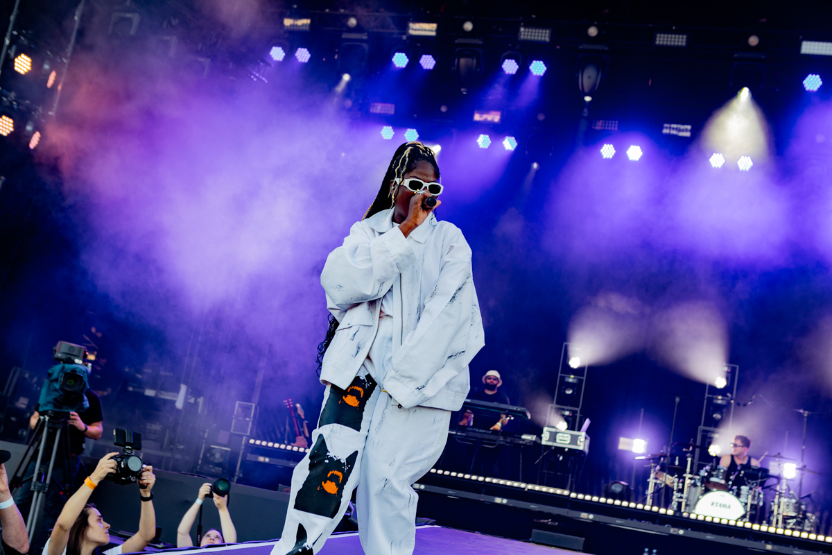 Coely @ Suikerrock, picture 11, photographed by Sven Vandervoort - FrontView Magazine