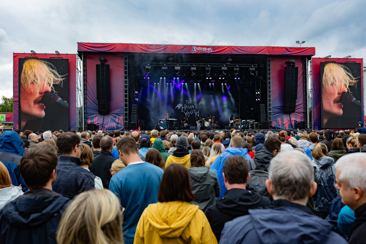 The Haunted Youth @ Suikerrock, picture 11, photographed by Sven Vandervoort - FrontView Magazine