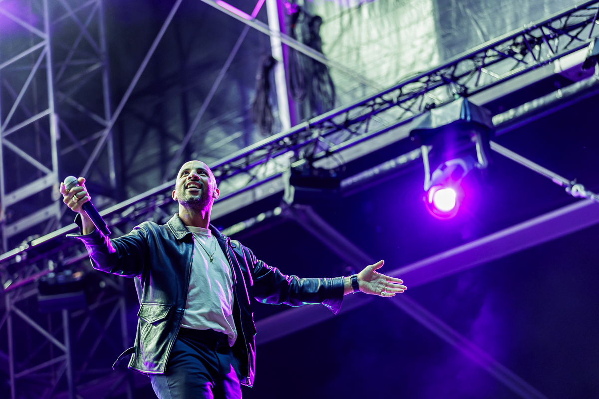 The Opposites @ Lokerse Feesten, picture 18, photographed by Peter Smet - FrontView Magazine