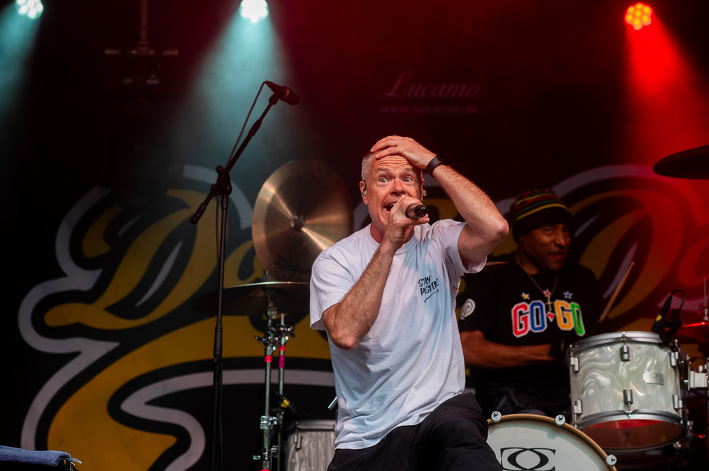 Dog Eat Dog @ Brakrock, picture 3, photographed by Gert Daemen - FrontView Magazine