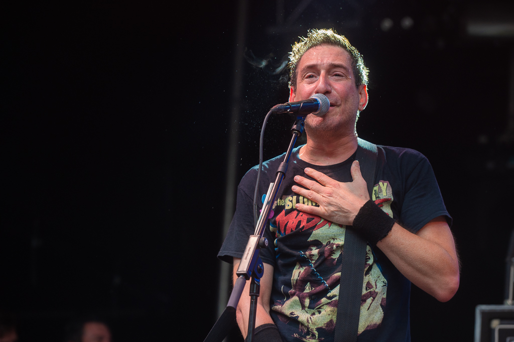 Dog Eat Dog @ Brakrock, picture 17, photographed by Gert Daemen - FrontView Magazine