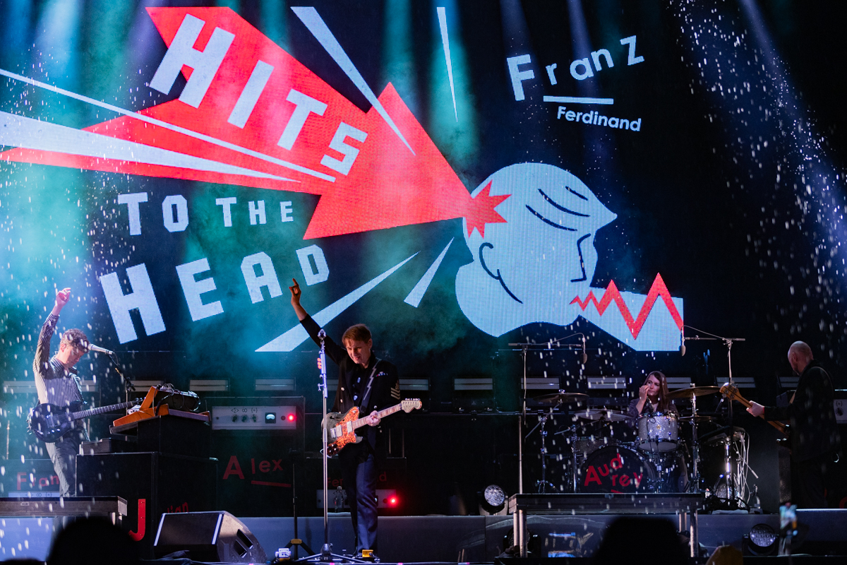 Franz Ferdinand @ Suikerrock, picture 3, photographed by Shani Swings - FrontView Magazine
