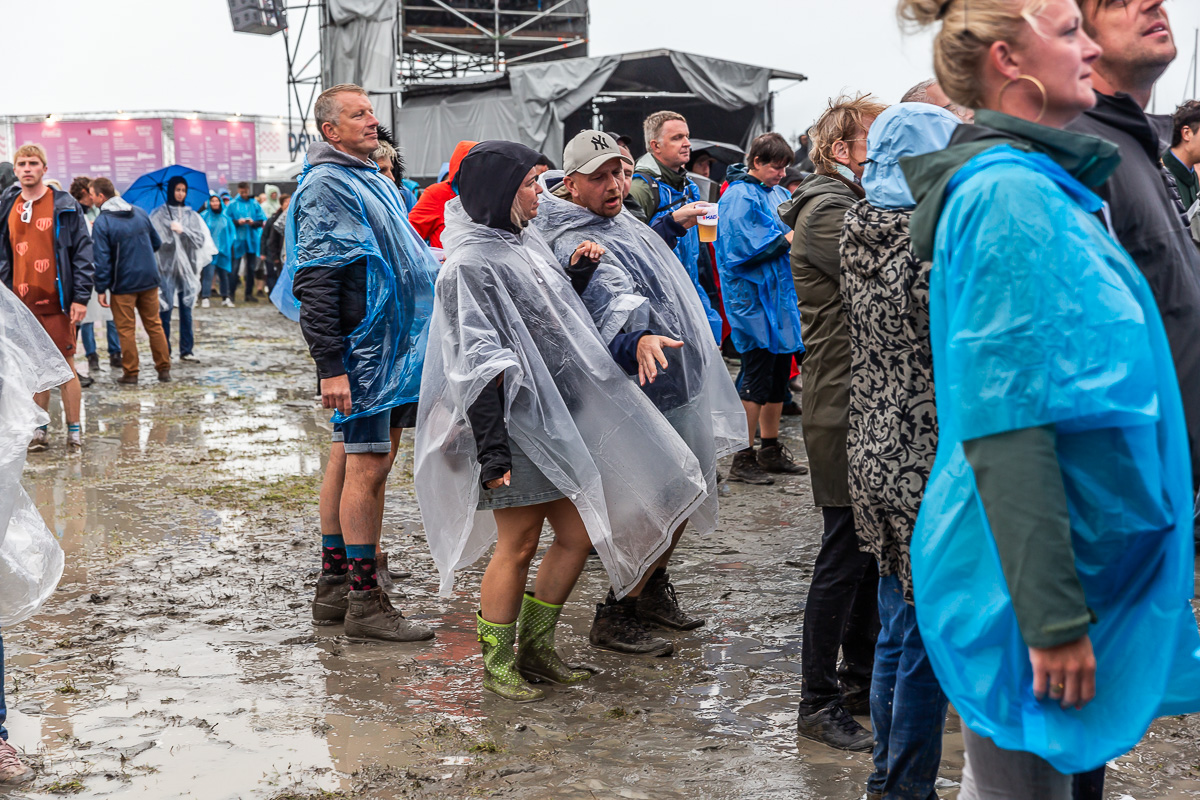 Sfeer @ Nostalgie Beach Festival 2023 Dag 2, picture 12, photographed by Marc Verdonck - FrontView Magazine