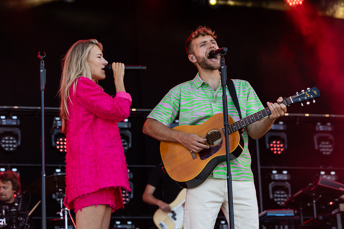 Suzan & Freek @ Nostalgie Beach Festival 2023 Dag 1, picture 6, photographed by Marc Verdonck - FrontView Magazine