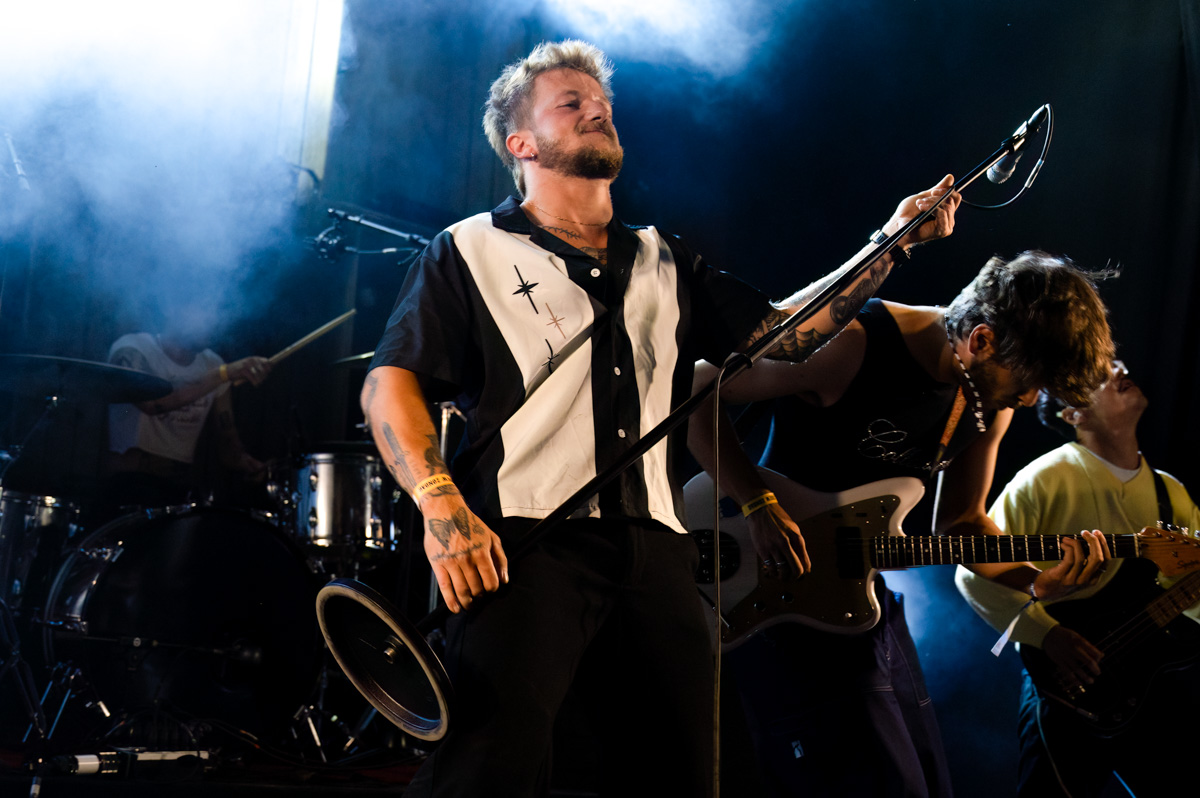 Barno Koevoet & De Duijmschpijkers @ Campo Solar, picture 2, photographed by Luc Klinckaert - FrontView Magazine
