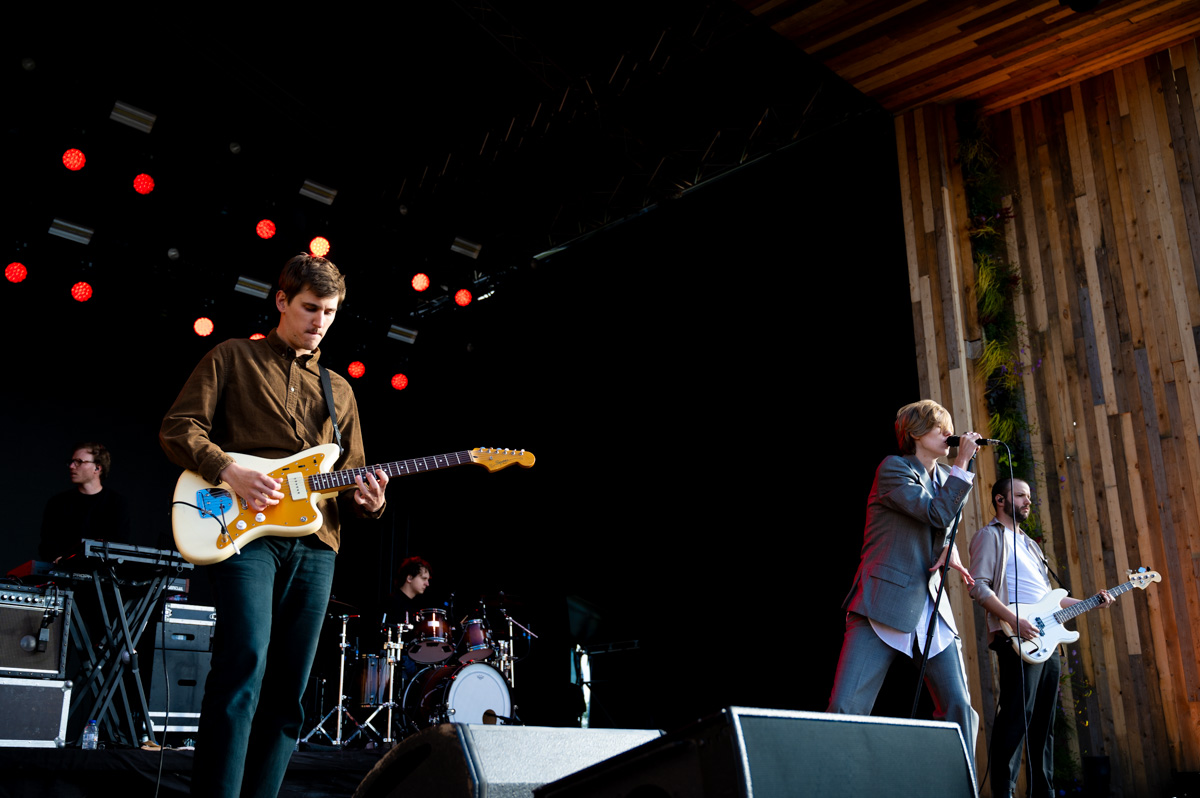 Whispering Sons @ Campo Solar, picture 1, photographed by Luc Klinckaert - FrontView Magazine