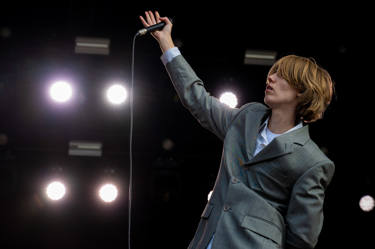 Whispering Sons @ Campo Solar, picture 6, photographed by Luc Klinckaert - FrontView Magazine