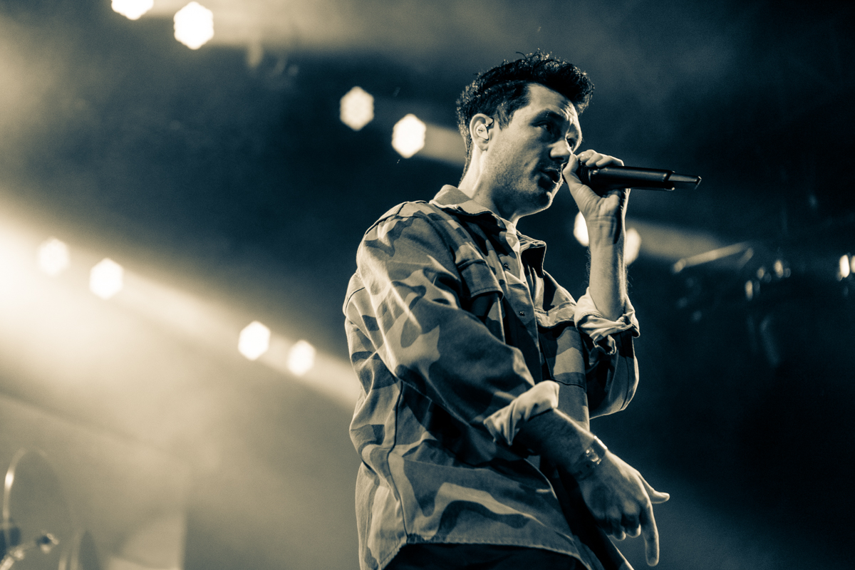 Bastille @ Suikerrock, foto 1, foto's door Shani Swings - FrontView Magazine