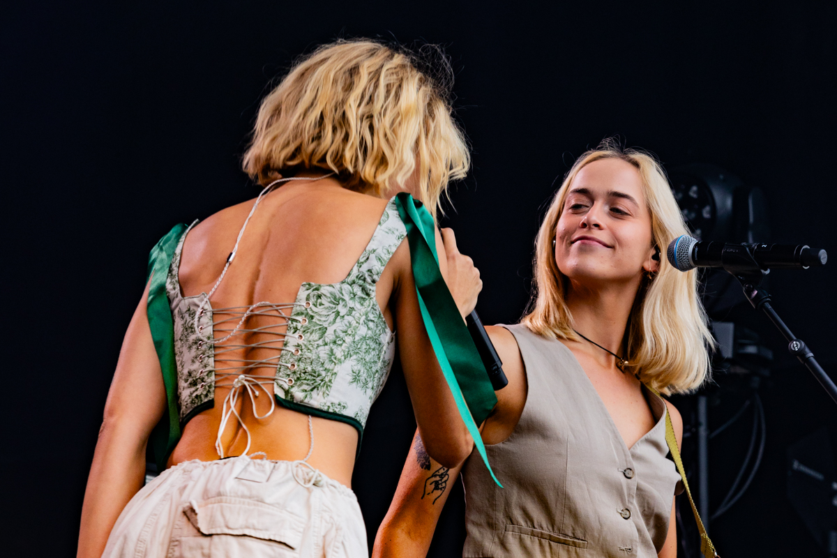 Pommelien Thijs @ Paal op stelten, picture 5, photographed by Sven Vandervoort - FrontView Magazine