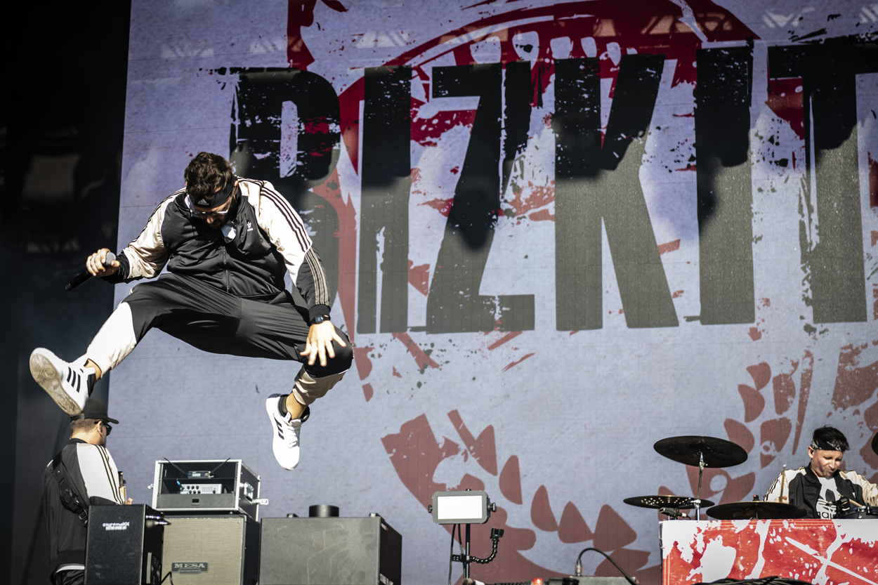 Bizkit Park @ Lokerse Feesten, picture 1, photographed by Sandra Van Watermeulen - FrontView Magazine