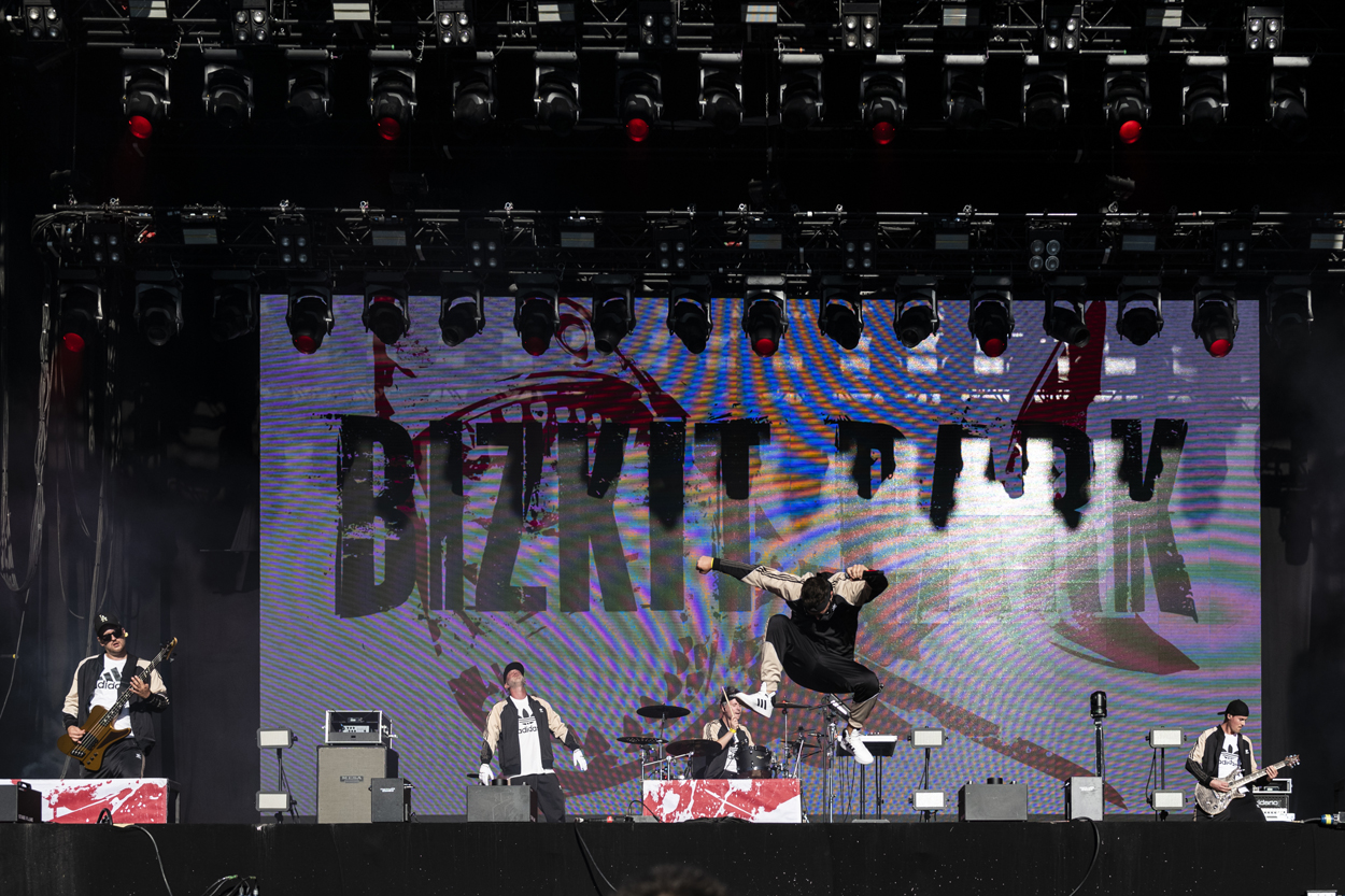 Bizkit Park @ Lokerse Feesten, picture 3, photographed by Sandra Van Watermeulen - FrontView Magazine