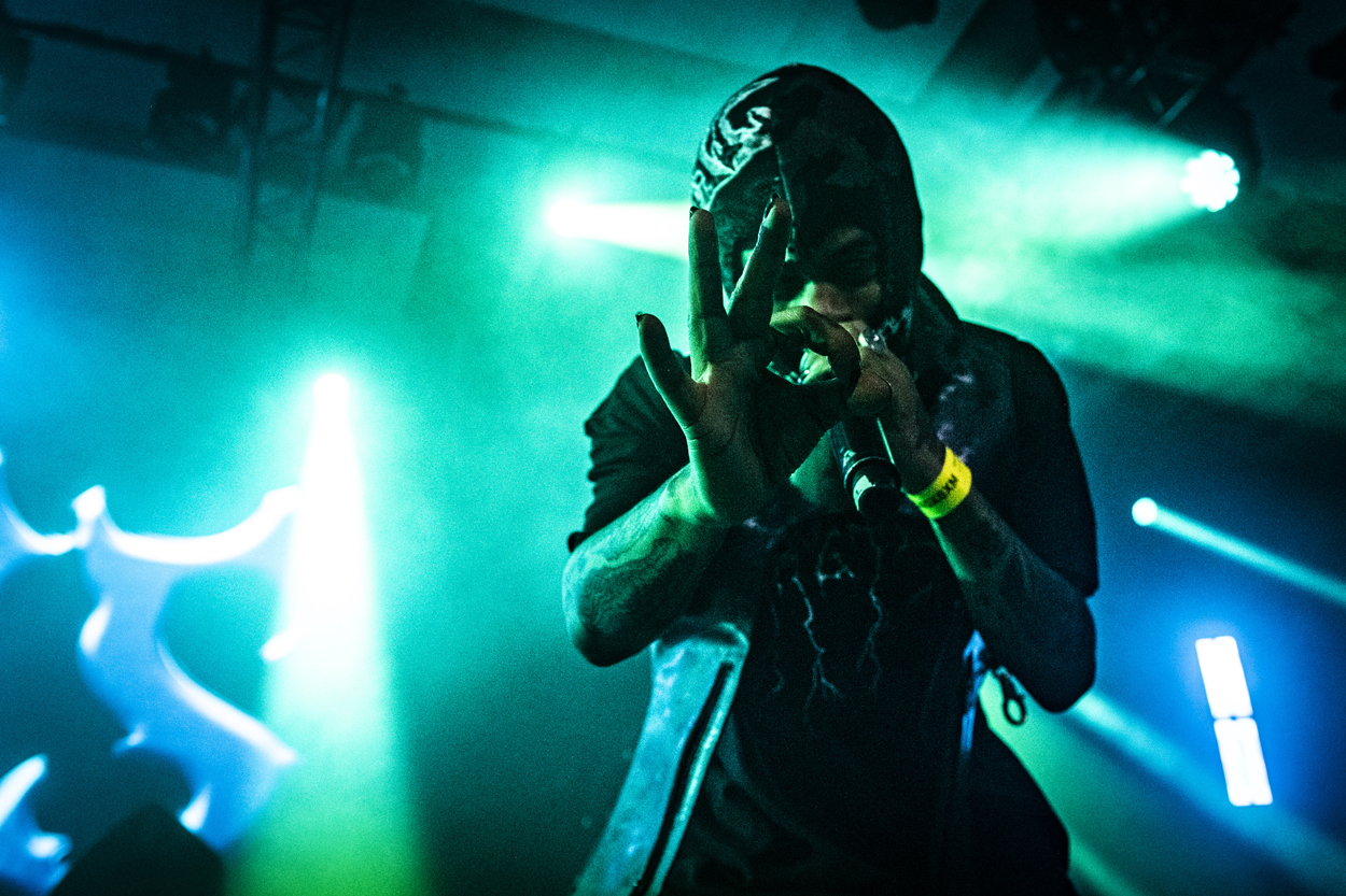 Kleine Crack & Slagter @ Lokerse Feesten, picture 9, photographed by Sandra Van Watermeulen - FrontView Magazine