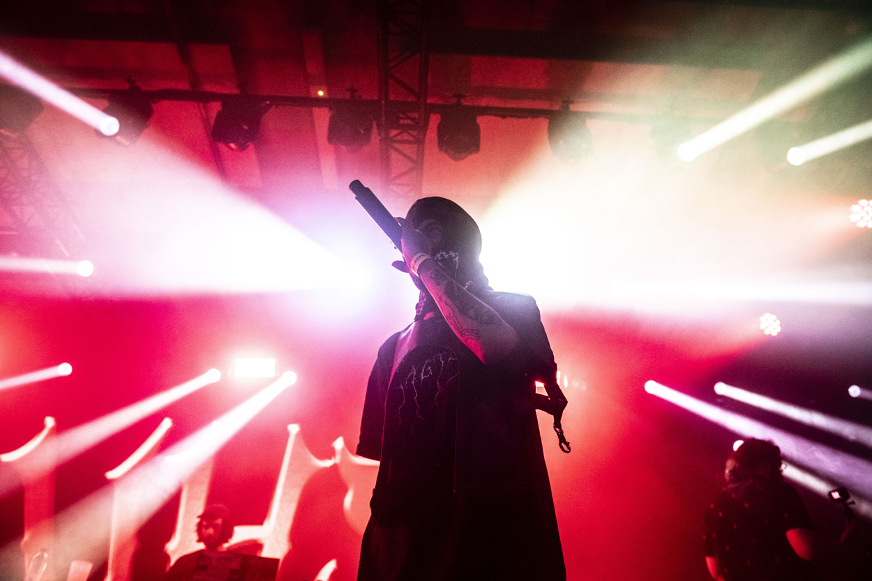 Kleine Crack & Slagter @ Lokerse Feesten, picture 12, photographed by Sandra Van Watermeulen - FrontView Magazine