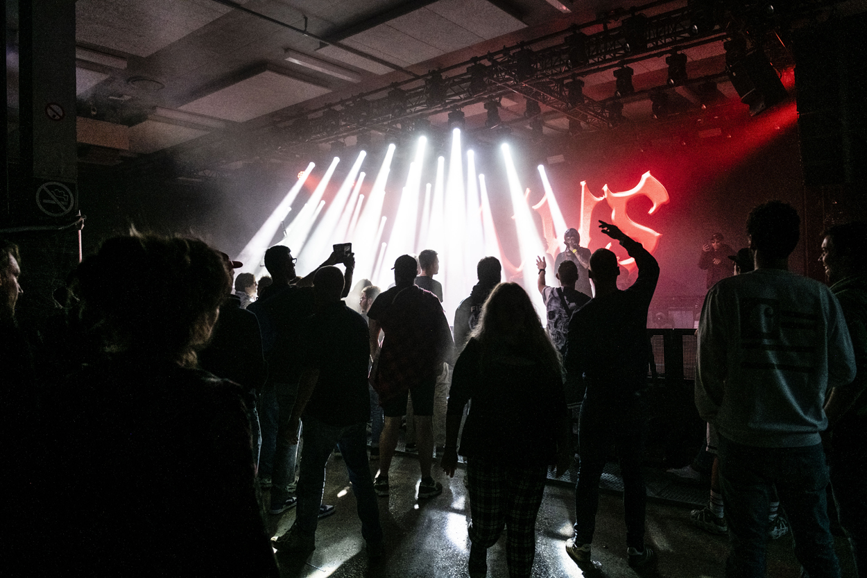 Kleine Crack & Slagter @ Lokerse Feesten, picture 16, photographed by Sandra Van Watermeulen - FrontView Magazine