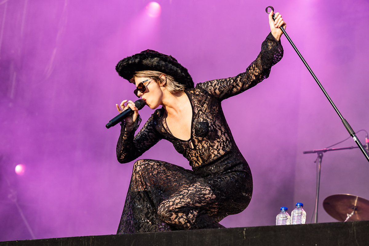 Sylvie Kreusch @ Lokerse Feesten 2023, picture 13, photographed by Marc Verdonck - FrontView Magazine